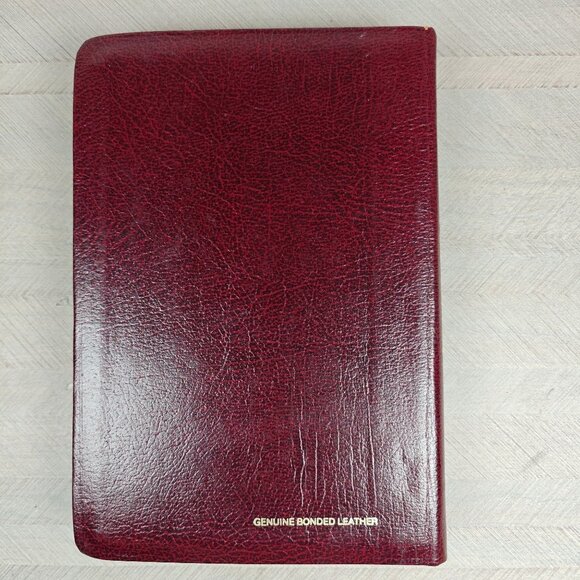 Holy Bible KJV King James Referenced Giant Print Burgundy World Publishers Vtg - Picture 7 of 10